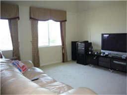 Building Photo - 3610 Shoreview Ln