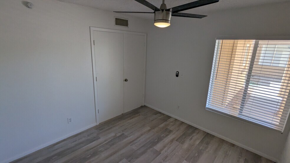 North bedroom - 14852 N 24th Dr