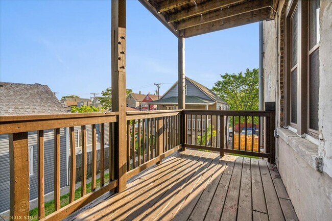 Building Photo - 1500 48th Ct