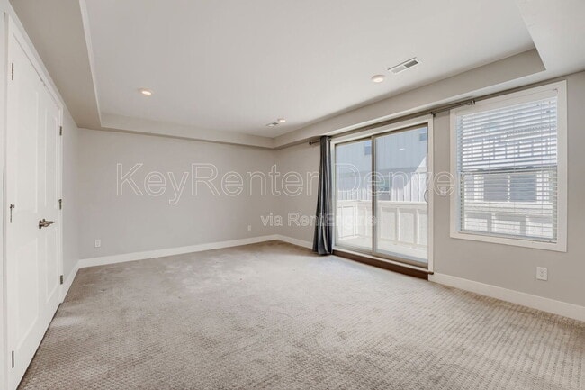 Building Photo - 758 S Leyden St