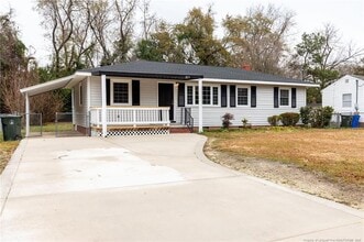 Building Photo - 3810 E Shephard St