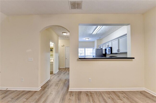 Building Photo - 801 Old Peachtree Rd NW