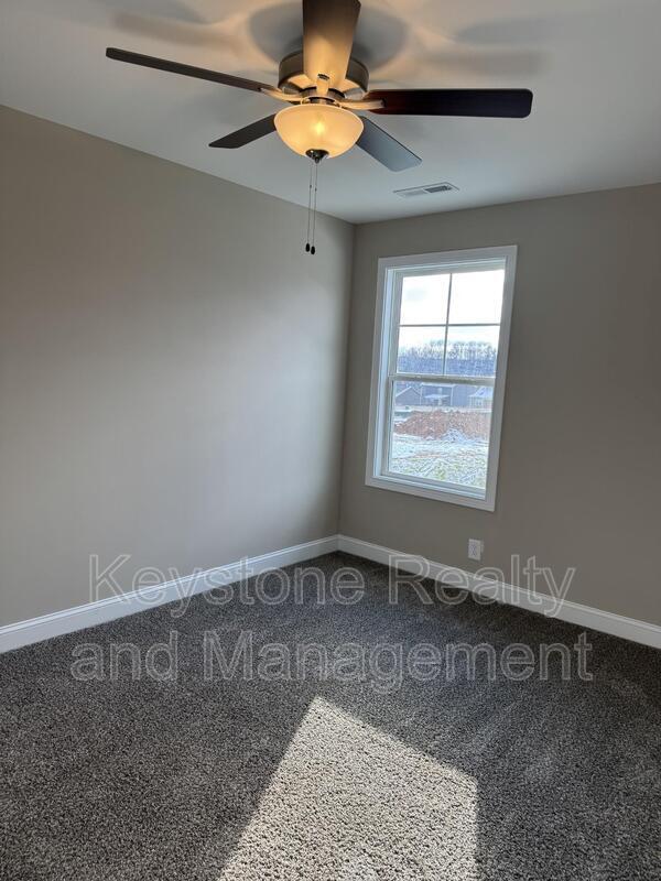 Building Photo - 122 Ralph Ct