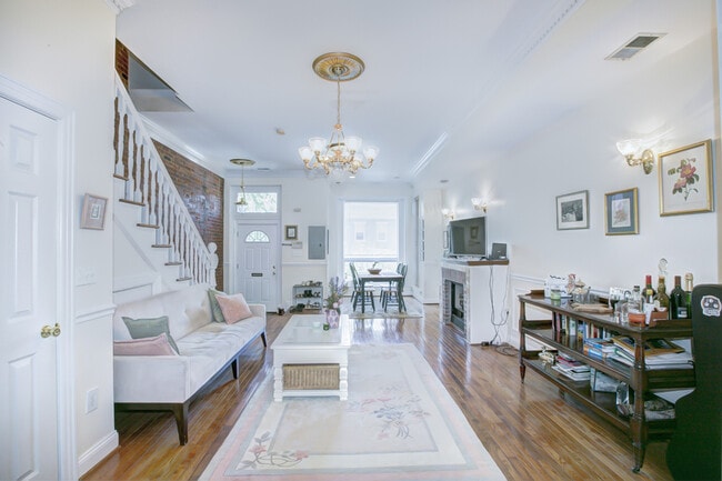 Building Photo - 1631 4th St NW