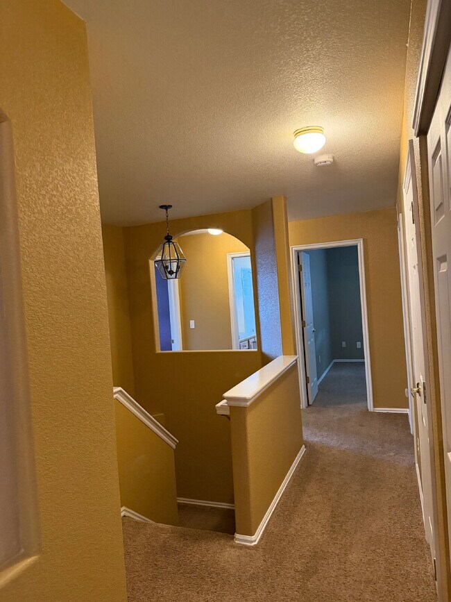 Building Photo - "Charming Thornton Retreat: Spacious 3-Bed, 3-Bath Home with 1,859 Sq Ft of Comfort!"