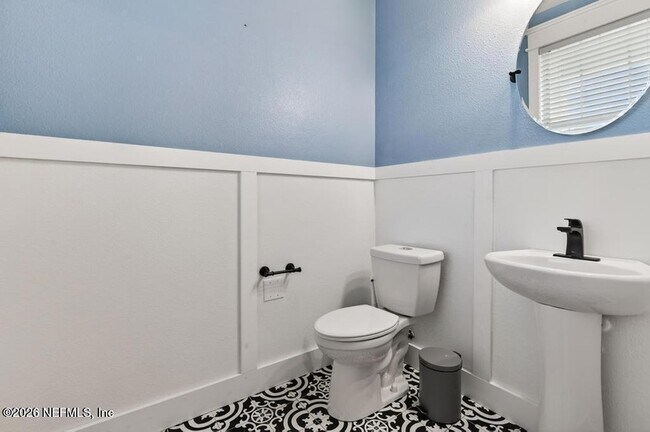 Building Photo - 45047 Amhurst Oaks Dr