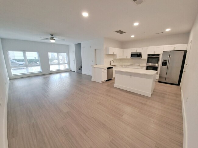 Interior Photo - Pavilion Apartments at Inwood Village