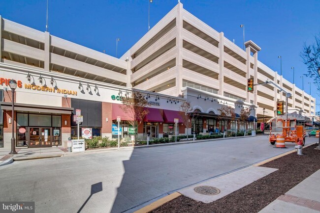 Building Photo - 2665 Prosperity Ave