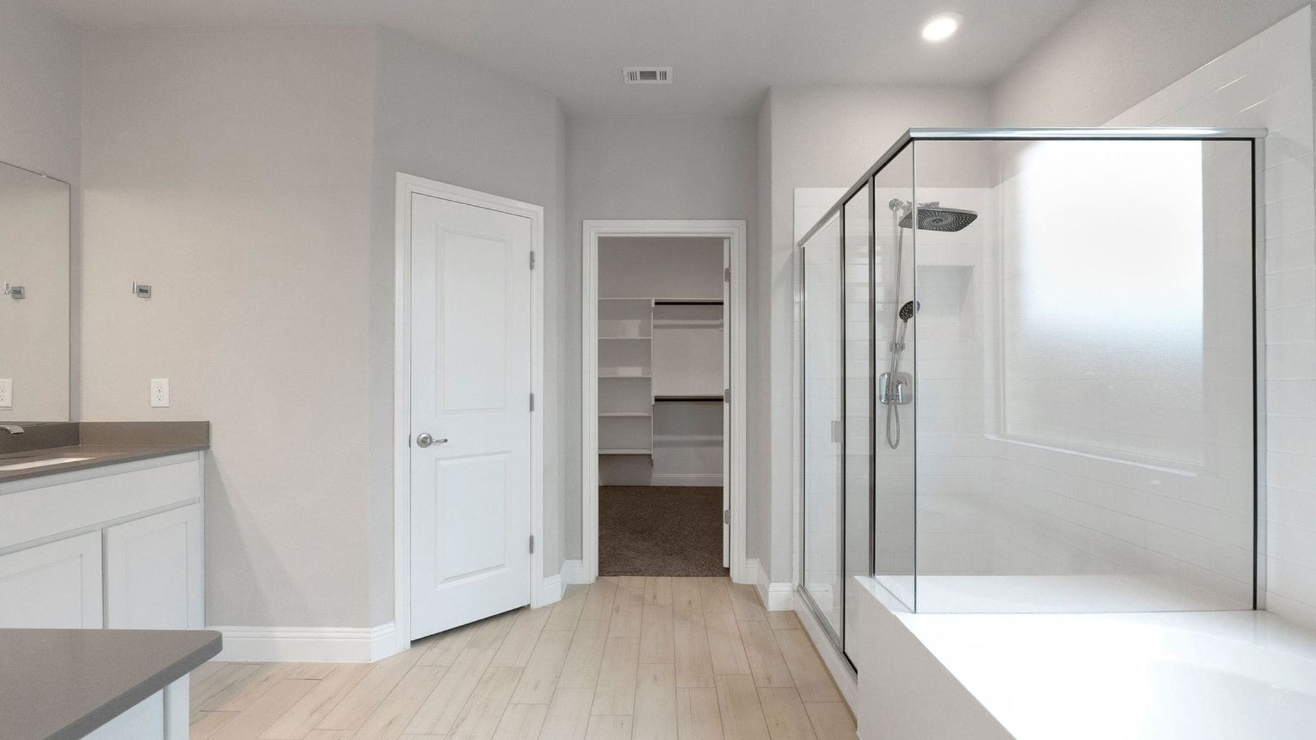 Building Photo - 10204 Walnut Rdg Dr