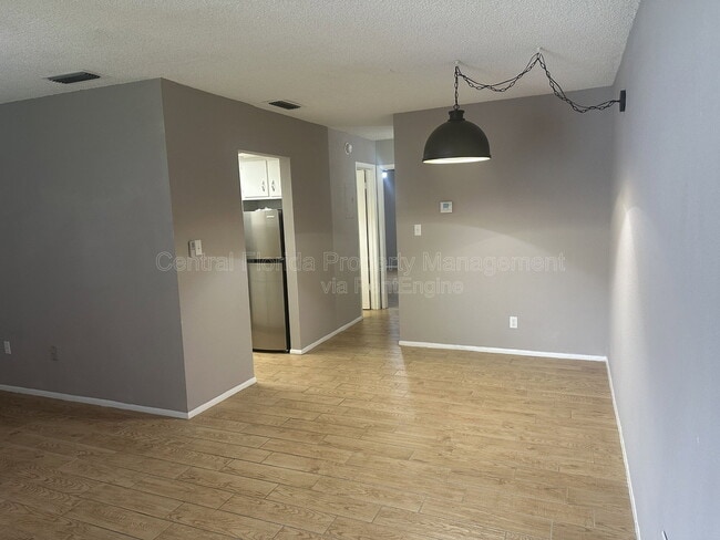 Building Photo - 296 Lewfield Cir