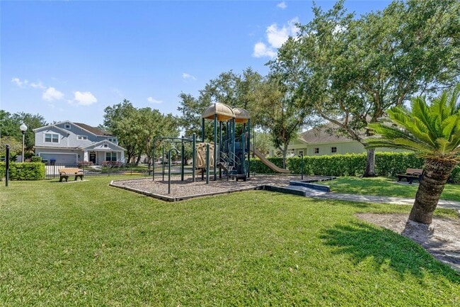 Building Photo - 13932 Florigold Dr
