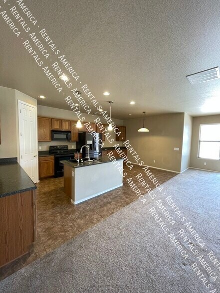 Building Photo - 2243 W Mila Way