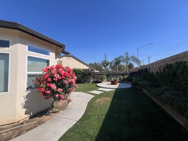 Building Photo - Coming Soon!