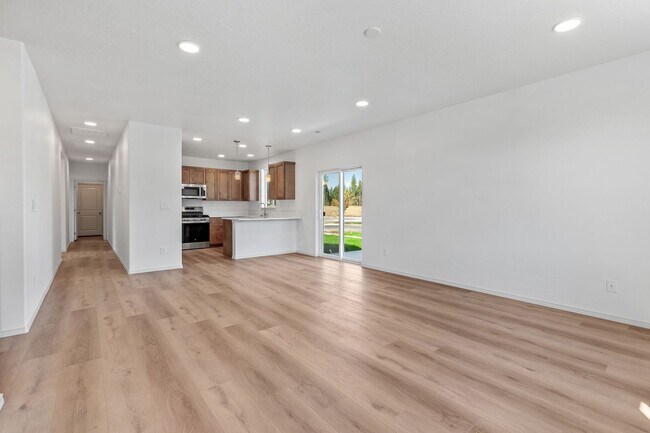 Building Photo - New construction rancher home!