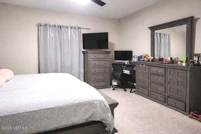 Building Photo - 2155 Sequoia Ct