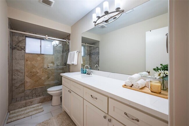 Building Photo - 10607 Wickersham Ln