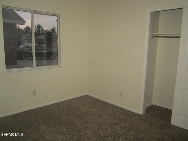Building Photo - 12521 Tierra Serena Dr