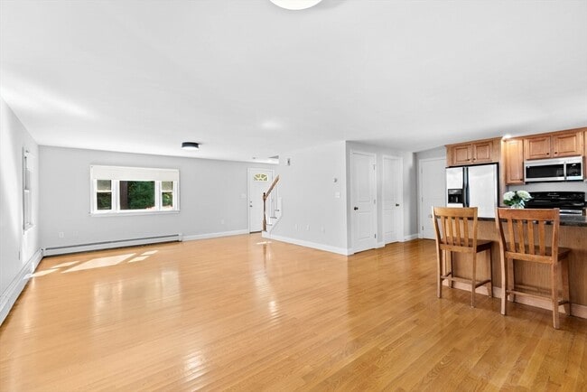 Building Photo - 22 Broad Oak Way
