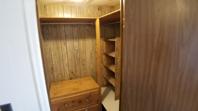 Building Photo - 3 Bed 2 Bath Fully Remodeled Mobile Home w...
