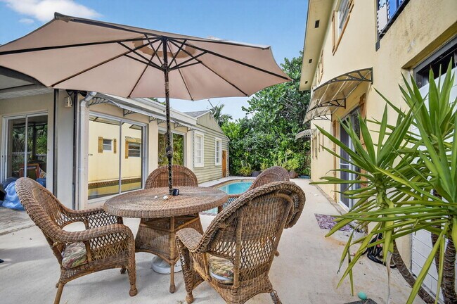 Building Photo - 216 Ocean Breeze