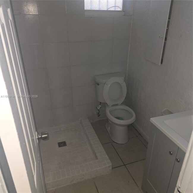 Building Photo - 8012 NW 5th Ct