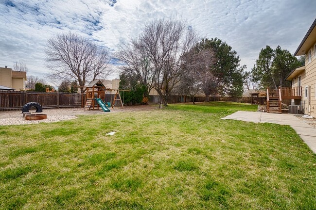 Building Photo - Large home with shop on over 1/2 acre.