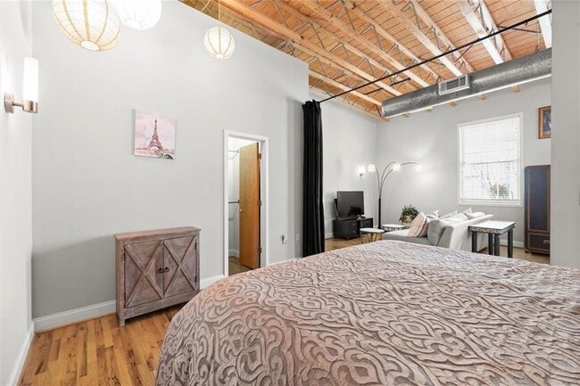 Building Photo - 1756 Liberty Ln