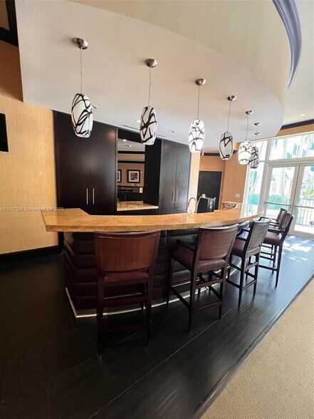 Building Photo - 510 NW 84th Ave