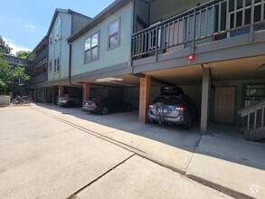 Building Photo - Beautiful, wide open 2 level 2 bath condo ...