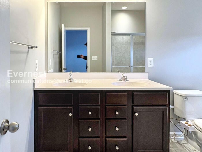 Building Photo - 9001 Elderwood Pl