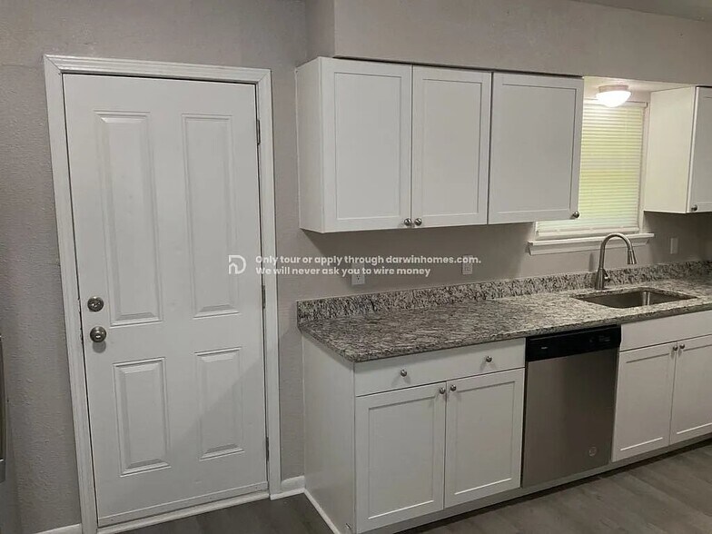 Building Photo - 4127 E Xyler St