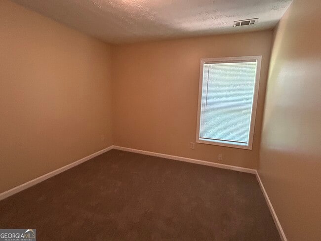 Building Photo - 1756 Little Creek Dr