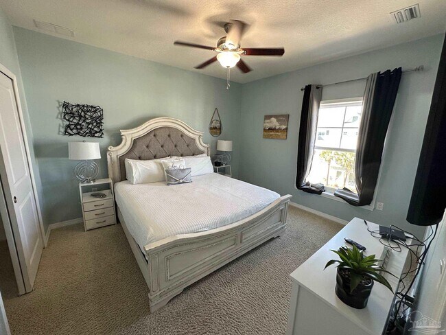 Building Photo - 14549 Salt Meadow Dr