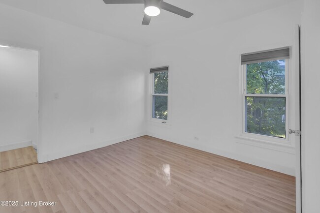 Building Photo - 120 E Ashland Ave