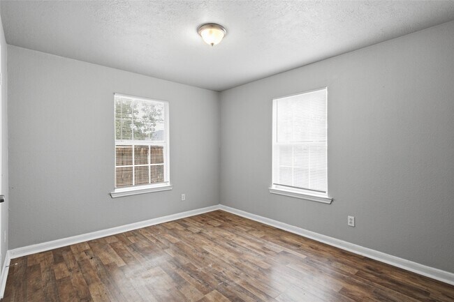 Building Photo - 4226 Coke St