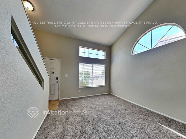 Building Photo - 5701 Heatherwood St
