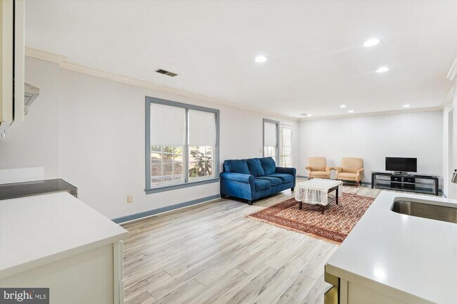 Building Photo - 20672 Fairwater Pl