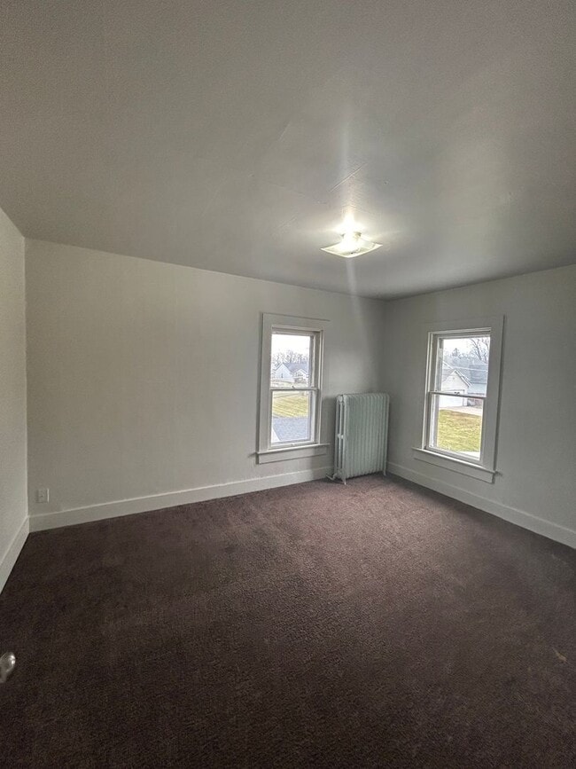 Building Photo - 2519 Holton Ave