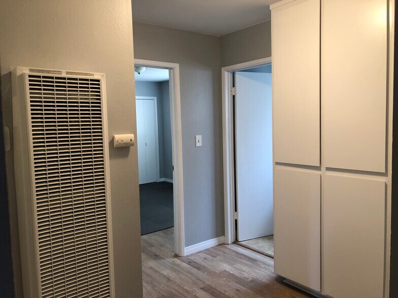 Hallway - 4529 W 173rd St