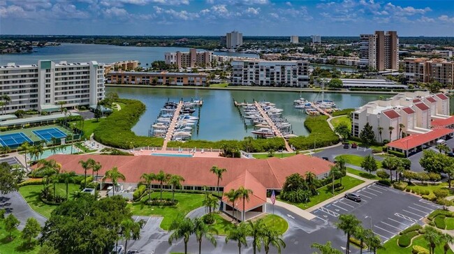 Building Photo - 7882 Sailboat Key Blvd S