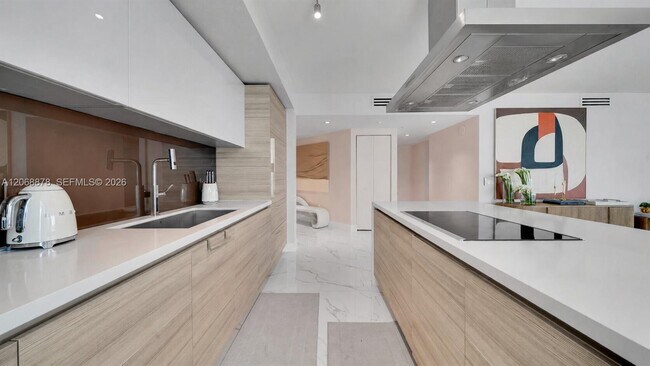 Building Photo - 330 Sunny Isles Blvd