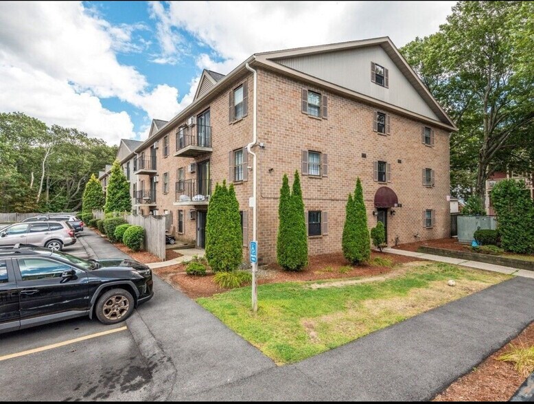 Building Photo - 80 Stanton St