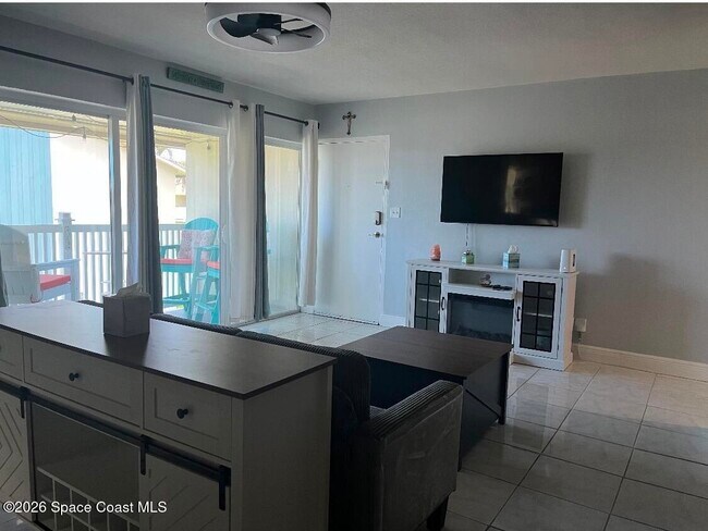 Building Photo - 250 N Banana River Dr