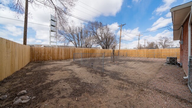 Building Photo - Cute Rancher in Security/Widefield