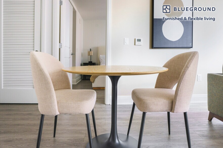 Building Photo - 600 4th St SW