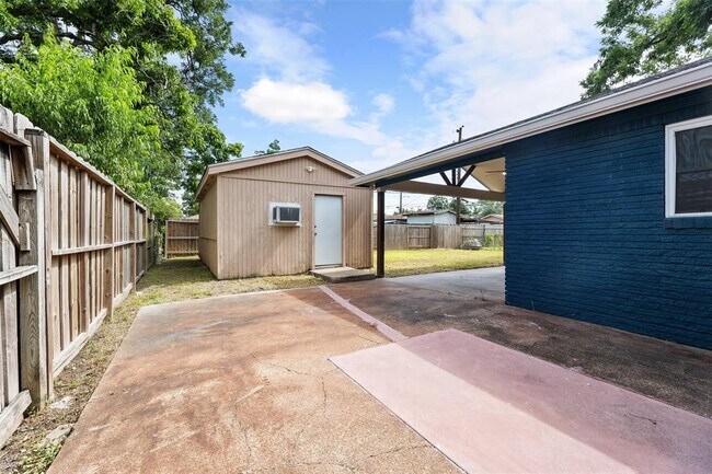 Building Photo - 73 Dipping Ln