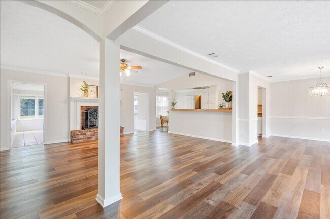 Building Photo - Well-Maintained Ranch Home in Southside Savannah For Lease