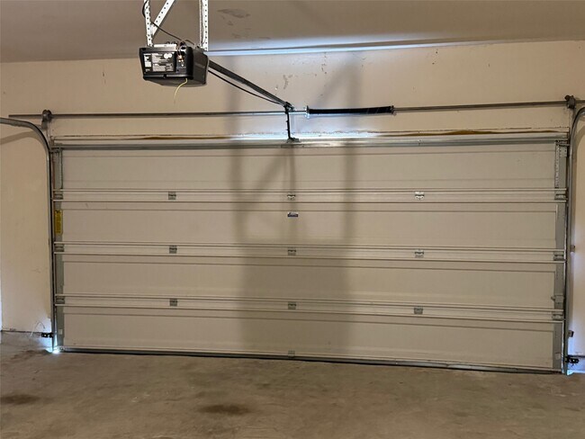 Building Photo - 2422 Concord Ter