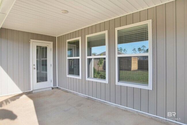 Building Photo - 3191 Camino Real Lp