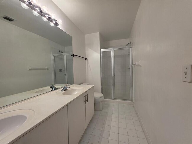 Building Photo - 9471 Bradshaw Ln